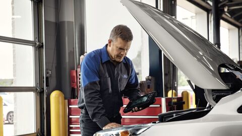 Maintain your Ford with a service plan