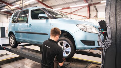 Škoda servicing & maintenance at our Gloucester facility