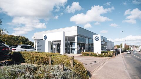 Why choose Volkswagen business leasing with Mon Motors?