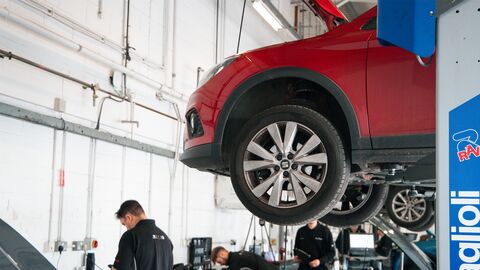 Book your SEAT MOT with Mon Motors