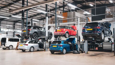 Accident Management at Mon Motors