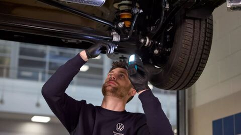 Affordable Volkswagen servicing with Mon Motors