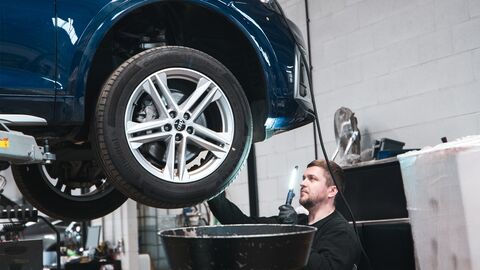 Book your MOT with Mon Motors