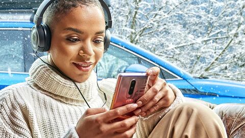 Stay close to your Škoda wherever you are