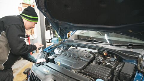 The benefits of getting a Škoda MOT test at Mon Motors