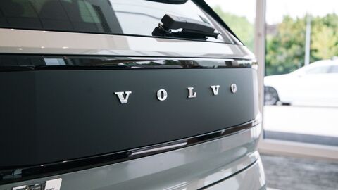 Sell your Volvo to Mon Motors