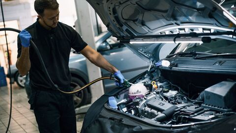 Book your MOT with Mon Motors