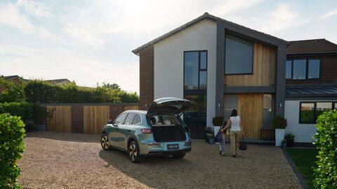 Explore the new Geely range