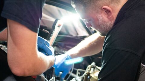 Book your service with Mon Motors Audi